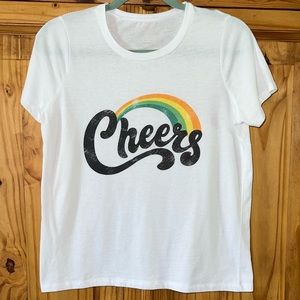 Grayson Threads Cheers graphic t-shirt. SZ. L
